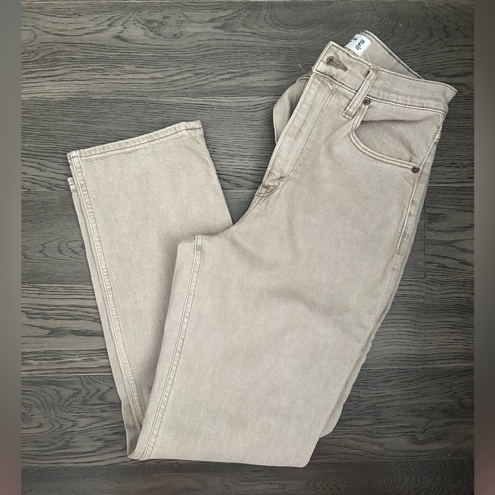 Abercrombie & Fitch Tan Ultra High Rise Ankle Straight curve love